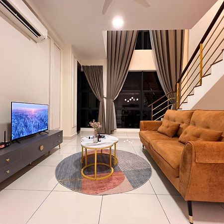 Modern Suites At Arte Mont Kiara By Iconique Kuala Lumpur Extérieur photo
